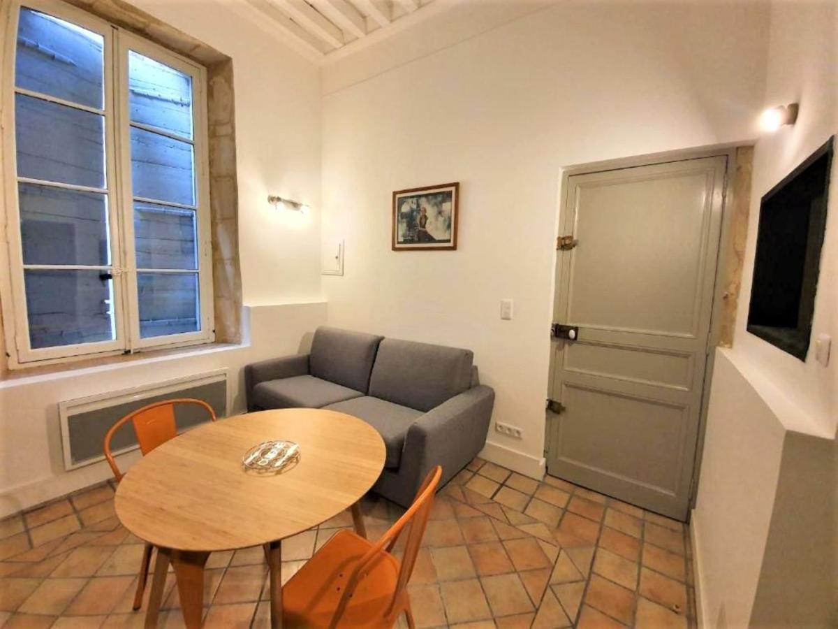 L'Appart De La Rue Balze Arles Exterior photo